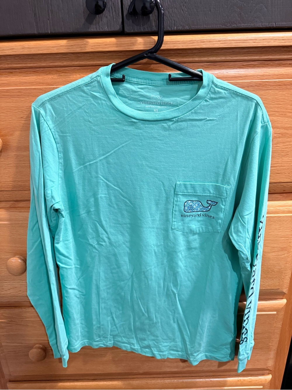 Vineyard Vines Men’s Long-Sleeve Pocket Tee in Seafoam Green